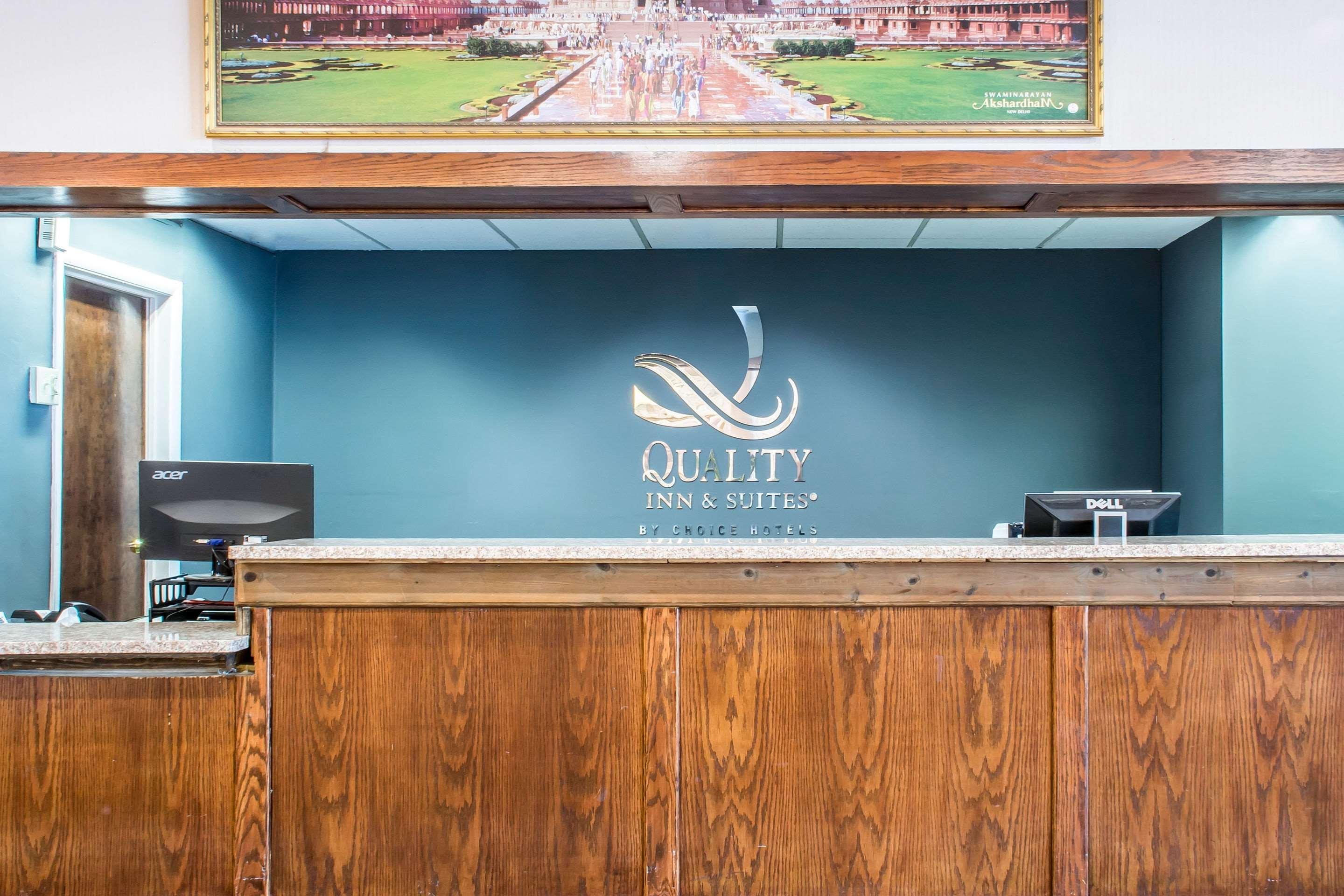 Quality Inn & Suites Palm Island Indoor Waterpark Batavia Luaran gambar